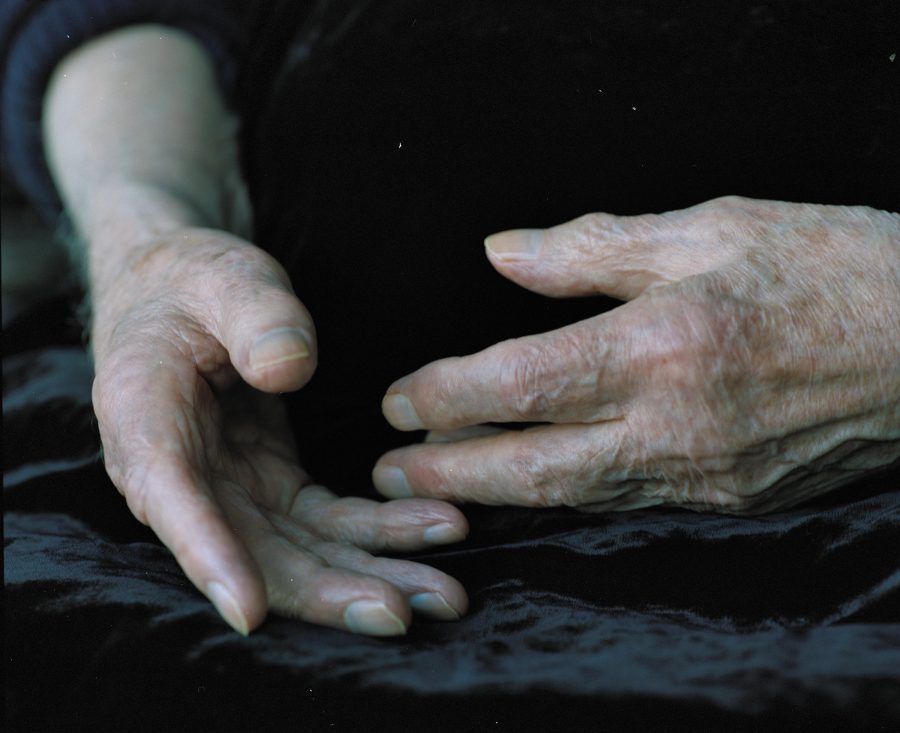 The hands of the artist Karl Otto Götz. 2013