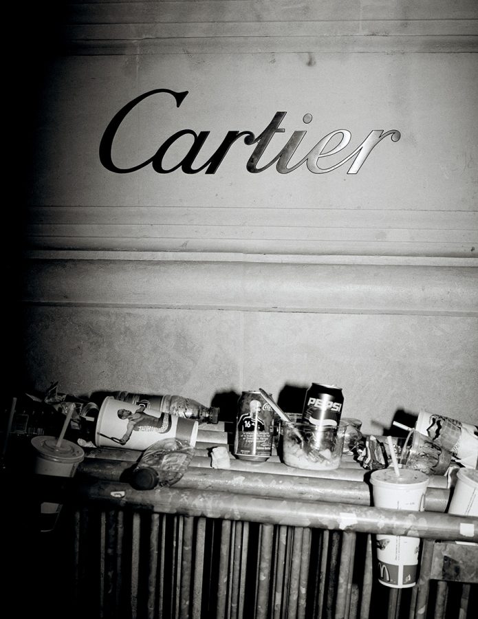 Still Life in front of the Paris Cartier Store.